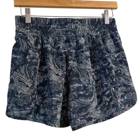 Lululemon Tracker Short V *4" Eternal Wave Starlight Black Size 8 - Picture 5 of 14